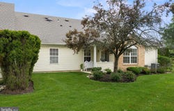 2902 SWEETLEAF TERRACE, MOUNT LAUREL, NJ 08054