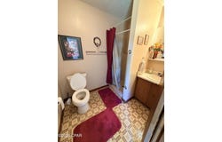 5373 8th Street, Malone, FL 32445