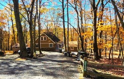 2124 Meadowlark Circle, Bushkill, PA 18324