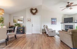82 Weldwood Dr, Lebanon, OR 97355