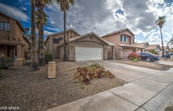 4021 E AMBERWOOD Drive, Phoenix, AZ 85048