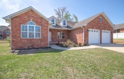 2940 Karmen Lane, Poplar Bluff, MO 63901