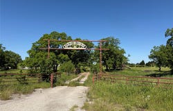 2191 Business Highway 377, Whitesboro, TX 76273