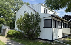 26840 Elm Street, Roseville, MI 48066