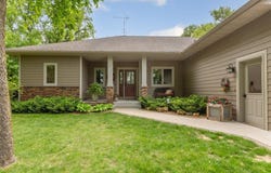10060 SW 82nd Avenue, Ellendale, MN 56026