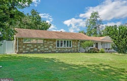 1194 WAYLAND AVENUE, BENSALEM, PA 19020