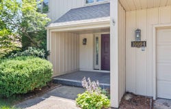 10094 NW 100th Place, Clive, IA 50325