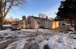 5267 Chain Of Rocks Road, Edwardsville, IL 62025