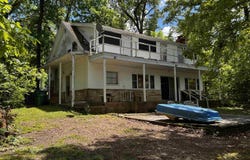 96 E Lakeshore Drive, Cherokee Village, AR 72529-7422