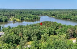 63 Arrowhead Point, Cedar Grove, TN 38321