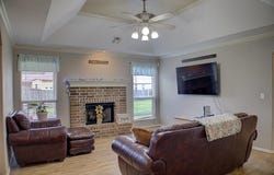 1102 E 146th Place S, Glenpool, OK 74033