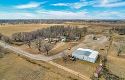 12373 N 1750 Road, Erick, OK 73645