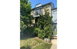 12 Trafalgar Ct, Washington Twp., NJ 07840-4240