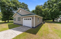 1821 Hawkins St., Georgetown, SC 29440