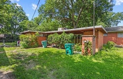 216 W Dexter Street, Sherman, TX 75092