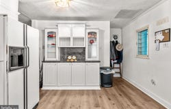19 SPRUCE AVENUE, BORDENTOWN, NJ 08505
