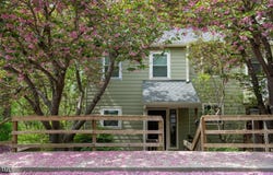 304 Cedarwood Lane, Carrboro, NC 27510