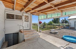 611 E Mill St, Latah, WA 99018