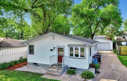 6829 Garland Street, Lincoln, NE 68505