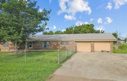 369 N Bell, Evant, TX 76525