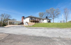 3125 S Main, Galena, KS 66739
