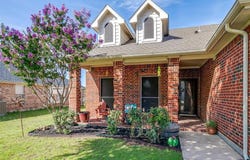 1121 Mourning Dove Drive, Burleson, TX 76028