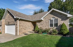 1645 W Swallow Street, Springfield, MO 65810