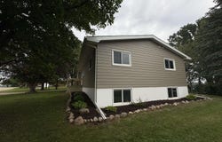 1406 Hardin Street, Alden, IA 50006