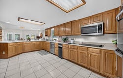 153 Starburst Lane, Linn Creek, MO 65052