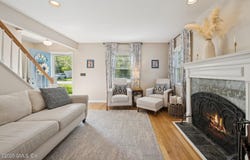 165 Woodbury Avenue, Stamford, CT 06907