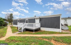 540 PALM CITY PARK, ANNVILLE, PA 17003