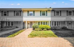 15 Meadowlawn Drive unit: 6, Mentor, OH 44060