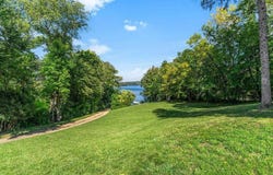 970 Pleasant View Road, Chanhassen, MN 55317