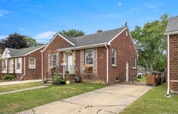 1253 Michigan Avenue, Monroe, MI 48162