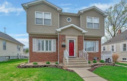 9418 Tulley Avenue, Oak Lawn, IL 60453