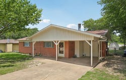 6712 Wallis Road, Lake Worth, TX 76135