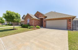 6812 NW 149th Street, Oklahoma City, OK 73142