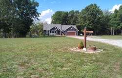 2373 E 540th Road, Buffalo, MO 65622