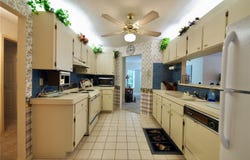7624 LAKE FOREST CIRCLE, PORT RICHEY, FL 34668