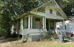 235 Vine Street, Shreveport, LA 71101