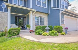 4001 Bennington Drive, St Joseph, MO 64506