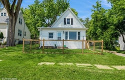 309 Elm Street, De Soto, IA 50069