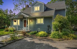48A SEA GATE AVE, Westhampton, NY 11977