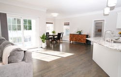 25 Arbor Way, Suffield, CT 06078