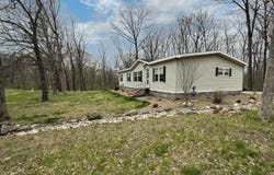 830 State Route Y, Harrisburg, MO 65256