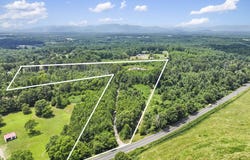 6735 Highway 357, Campobello, SC 29322