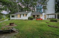 506 Glenburn Road, Clarks Green, PA 18411