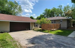 910 13th Street, International Falls, MN 56649