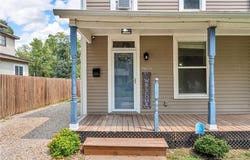 2058 SW Buchanan Street, Topeka, KS 66604
