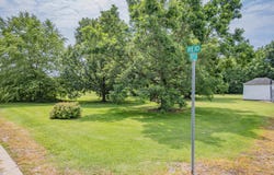 W Reid St, Holliday, MO 65258